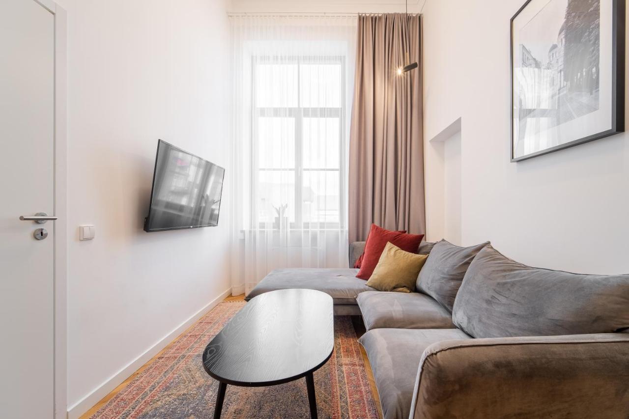 קובנה Owl Jazz Apartments - Luxury Apartments In The Heart Of The City מראה חיצוני תמונה
