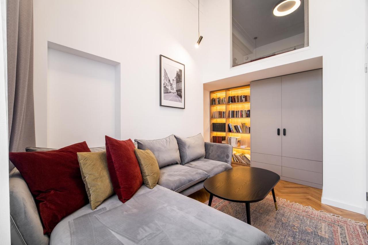 קובנה Owl Jazz Apartments - Luxury Apartments In The Heart Of The City מראה חיצוני תמונה