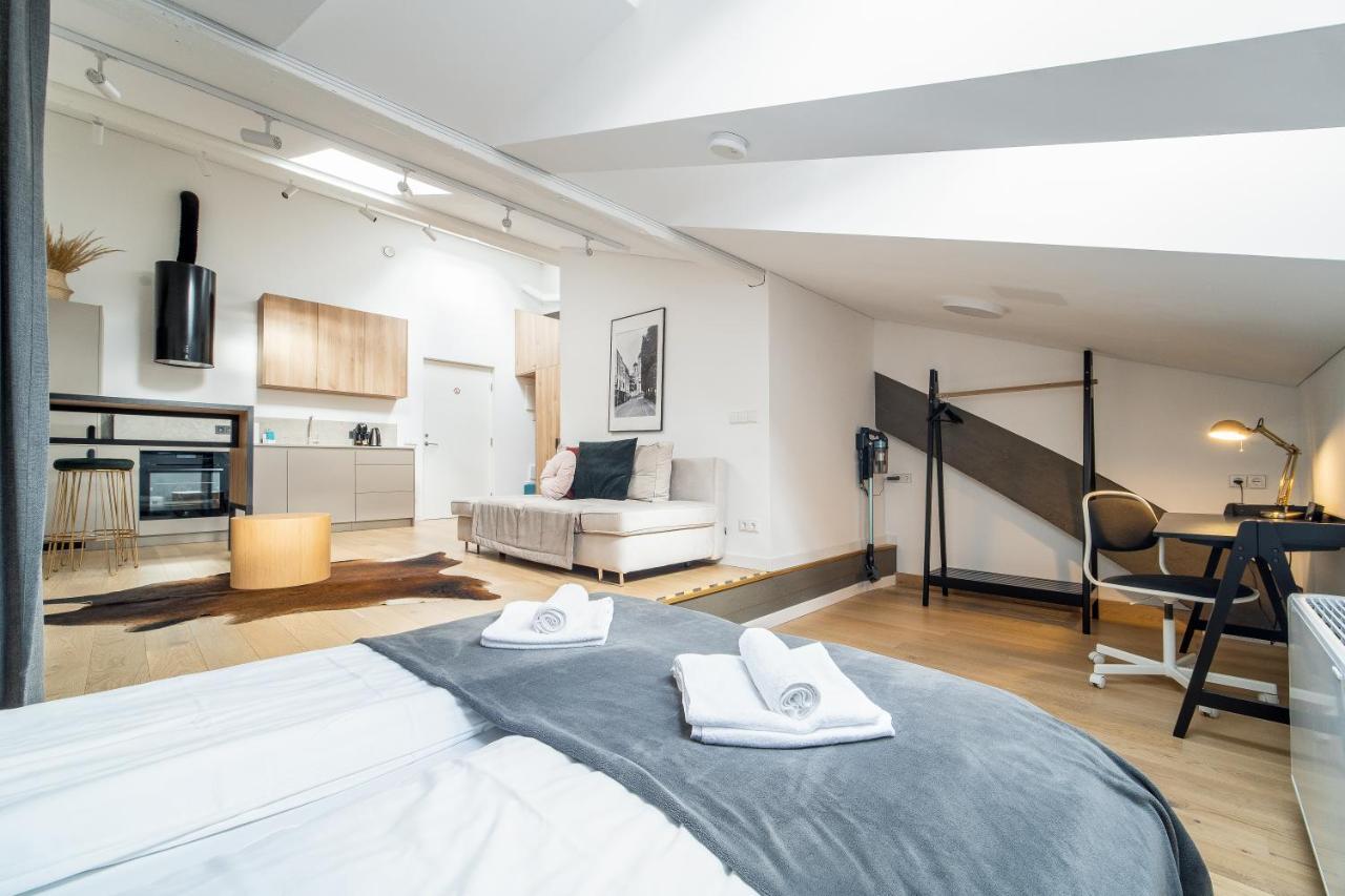 קובנה Owl Jazz Apartments - Luxury Apartments In The Heart Of The City מראה חיצוני תמונה