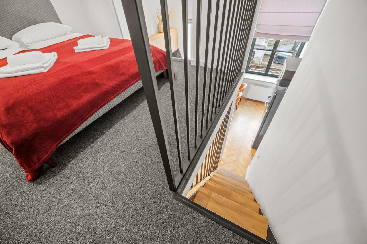קובנה Owl Jazz Apartments - Luxury Apartments In The Heart Of The City מראה חיצוני תמונה